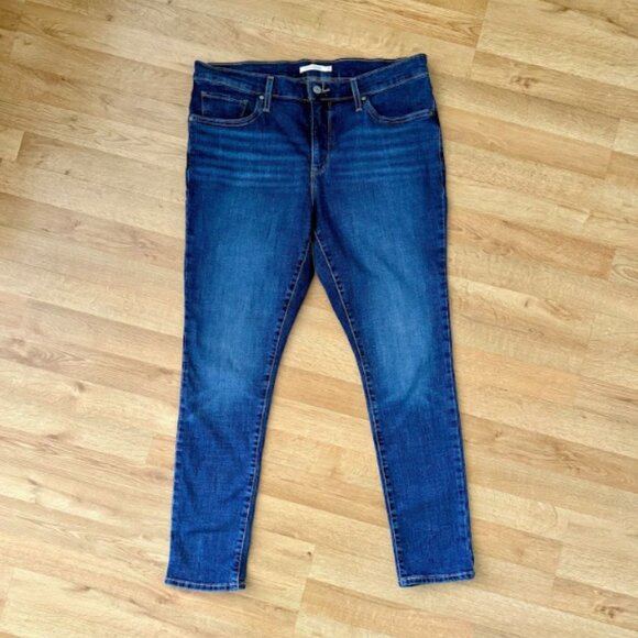 Levi Strauss 311 Shaping Skinny Women's Jeans - Picture 7 of 14